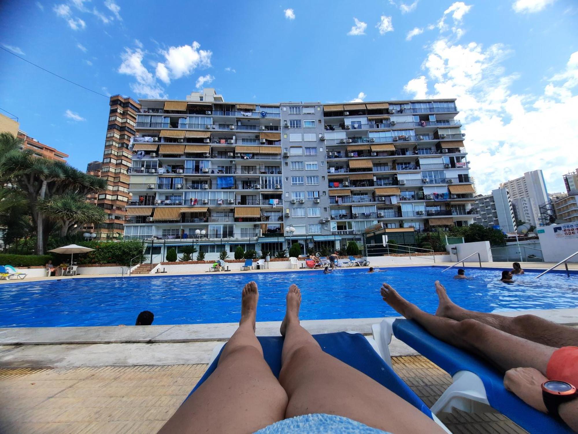 Apartamento Happy Loix Wifi Aa Garage Pool Benidorm Exterior foto